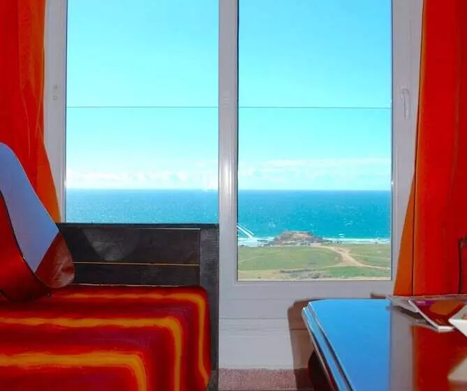 Majatalo He'e Nalu Surf Camp Morocco