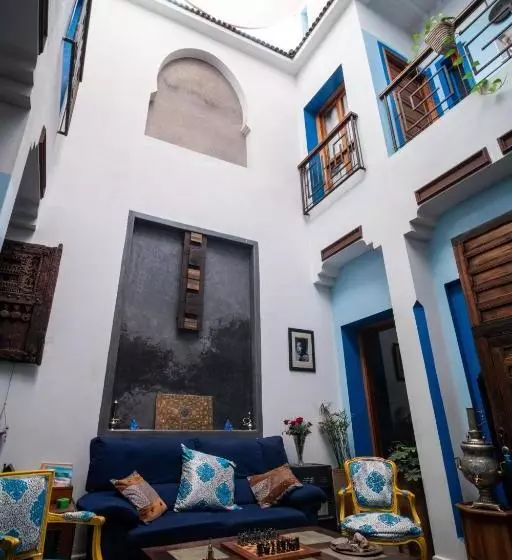 Riad Azcona