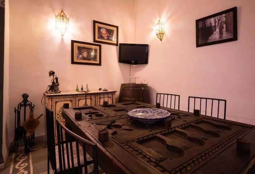 Riad Azcona