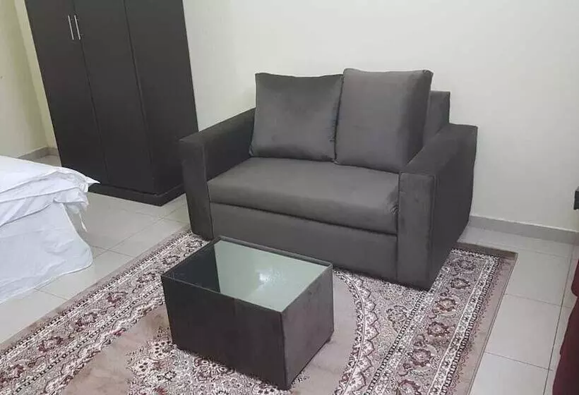 Al Eairy Furnished Apartments Hail 1