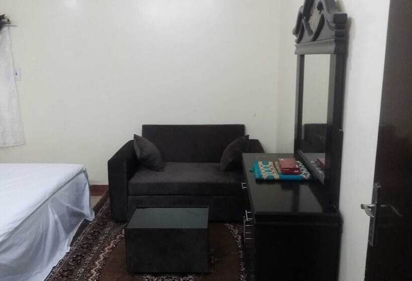 Al Eairy Furnished Apartments Hail 1