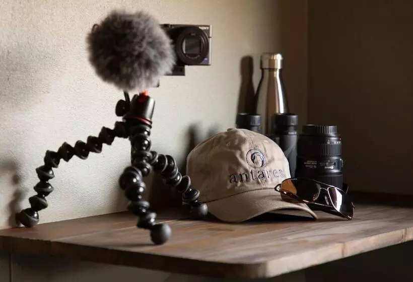 Antares Bush Camp & Safaris   Hostel