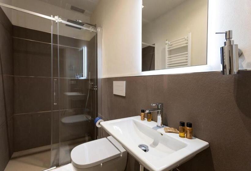 تختخواب و صبحانه Florence Luxury Guest House