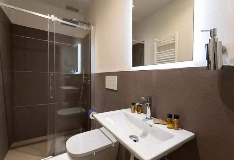 تختخواب و صبحانه Florence Luxury Guest House