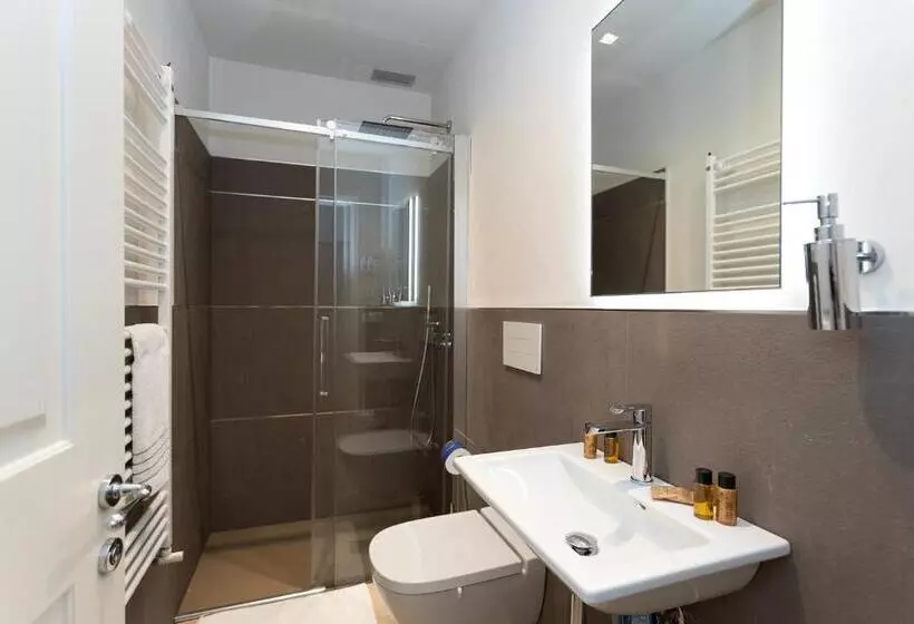 تختخواب و صبحانه Florence Luxury Guest House