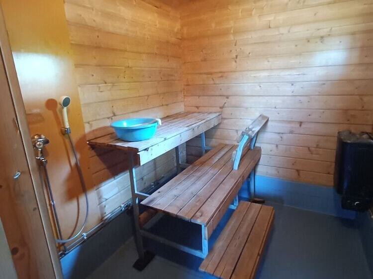 فندق Ahvenlampi Camping