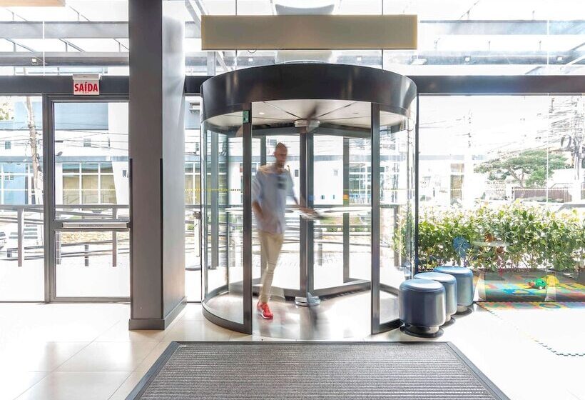 호텔 Ibis Budget Blumenau