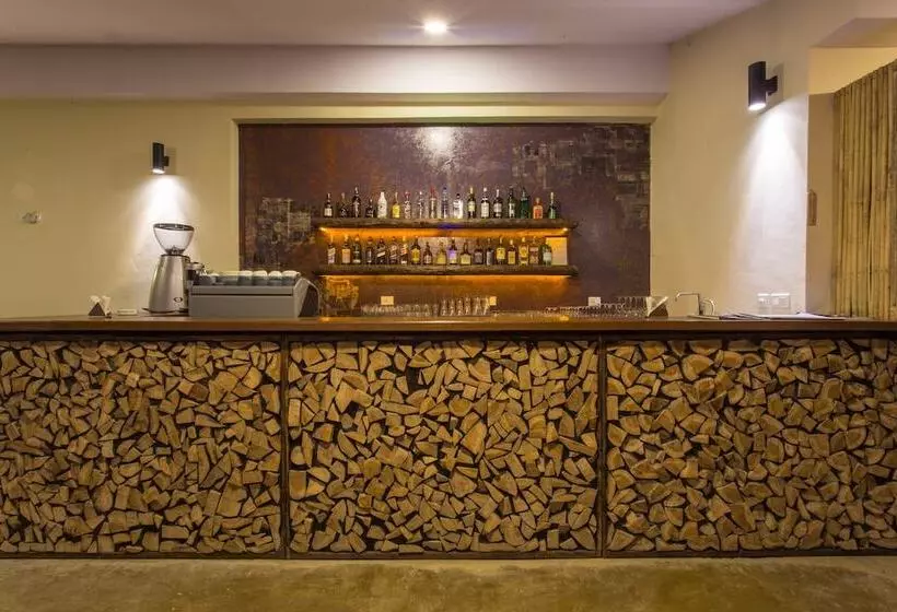 هتل Jagatpur Lodge