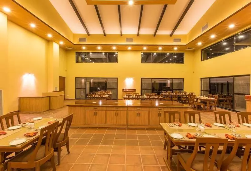 هتل Jagatpur Lodge