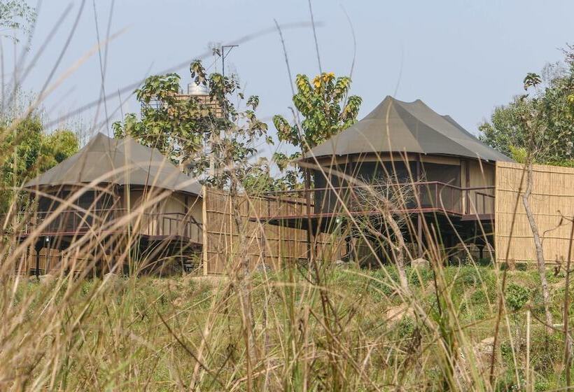 هتل Jagatpur Lodge