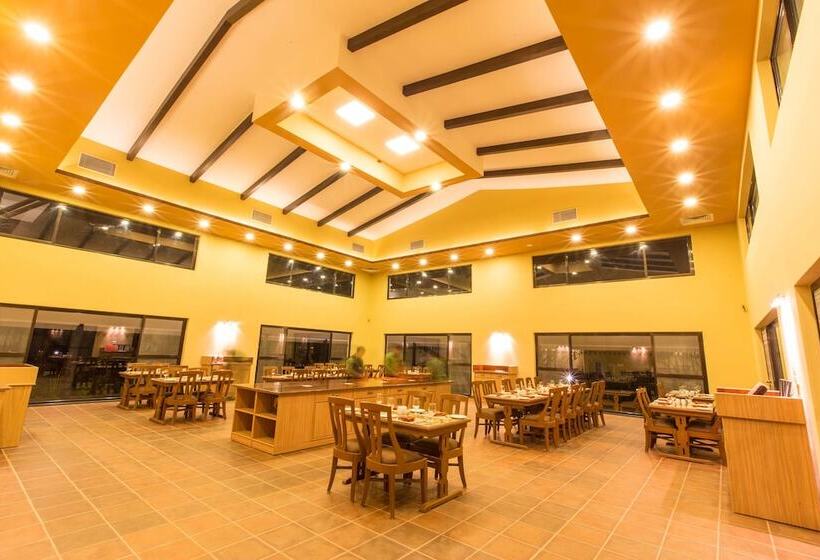 هتل Jagatpur Lodge