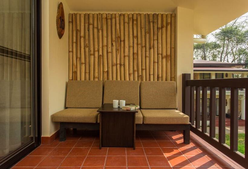 هتل Jagatpur Lodge