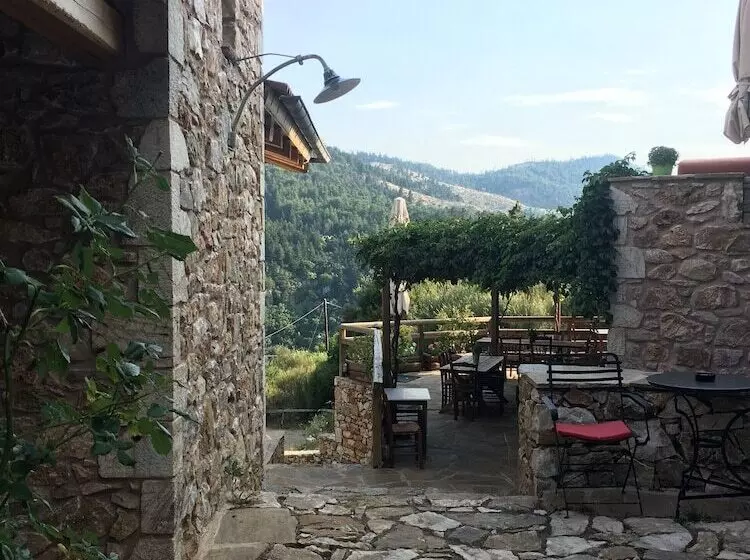 هتل Pritanio