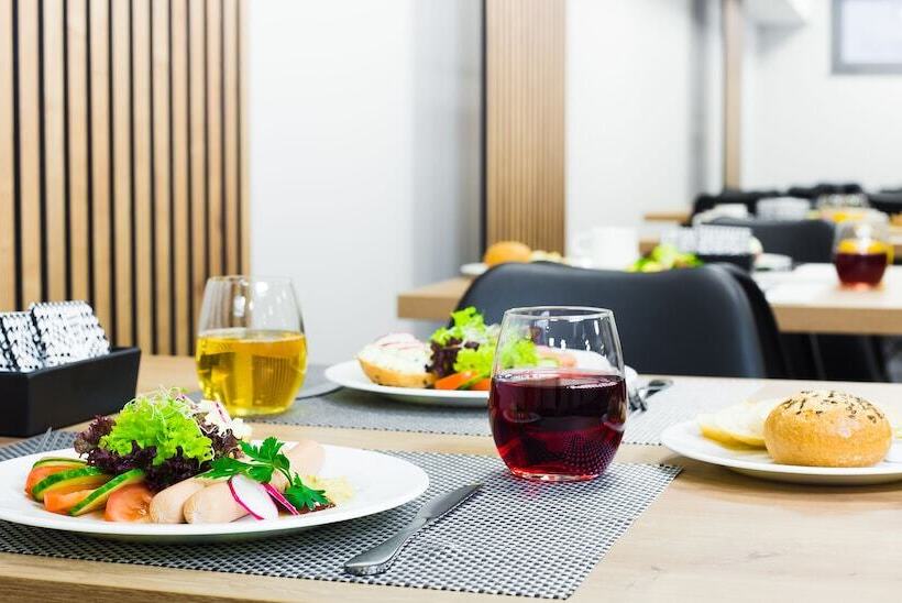 Waw Hotel Airport Okęcie