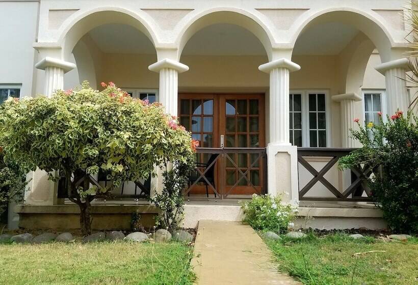 Mandela Court Grenada