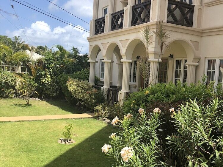 Mandela Court Grenada