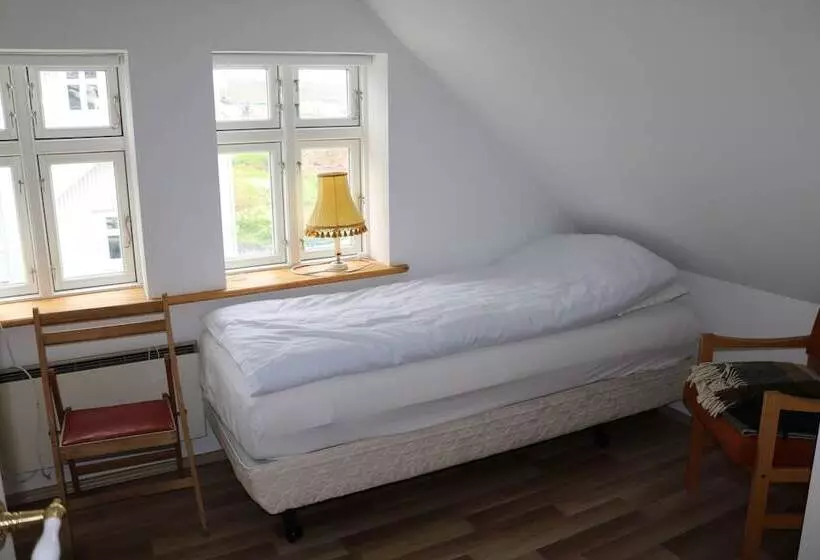 پانسیون Guesthouse Lyngholt