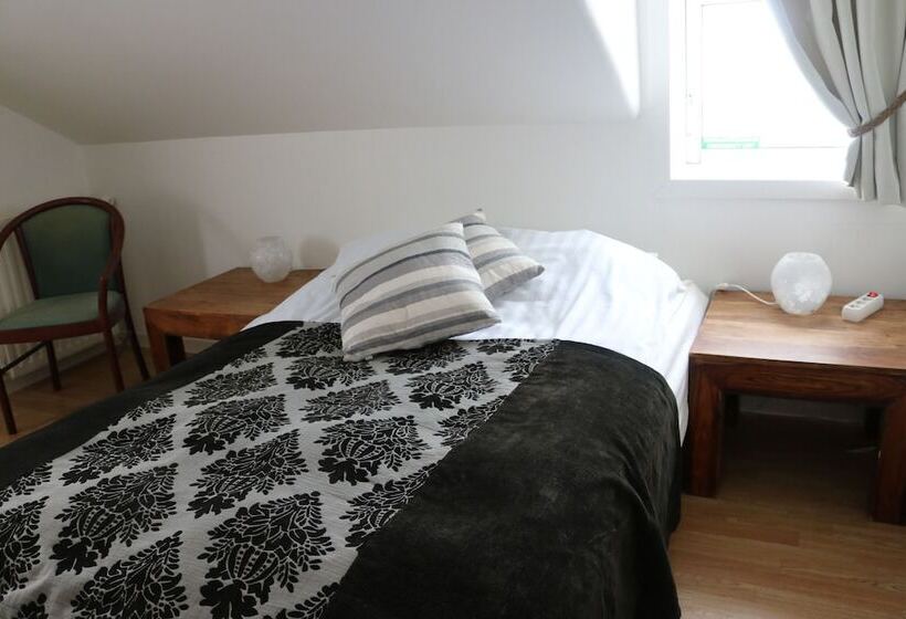 پانسیون Guesthouse Lyngholt