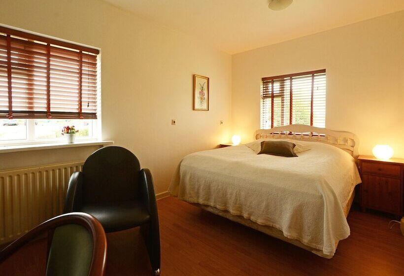 پانسیون Guesthouse Lyngholt