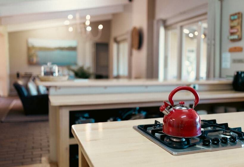 פנסיון Ngoye Lodge