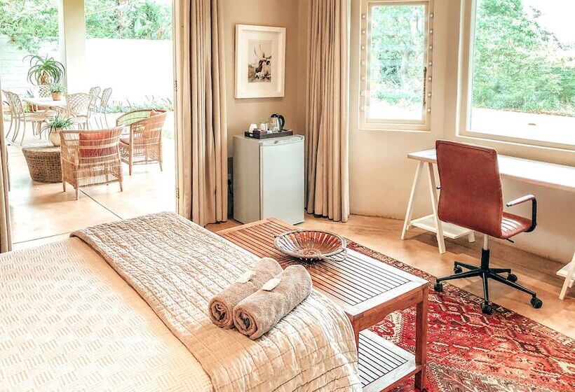 פנסיון Ngoye Lodge