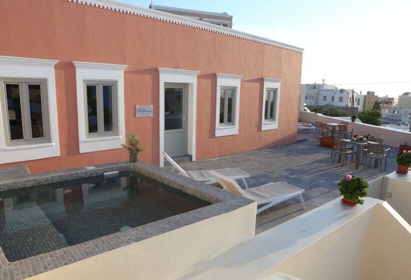 بنسيون Nomikos Mansion