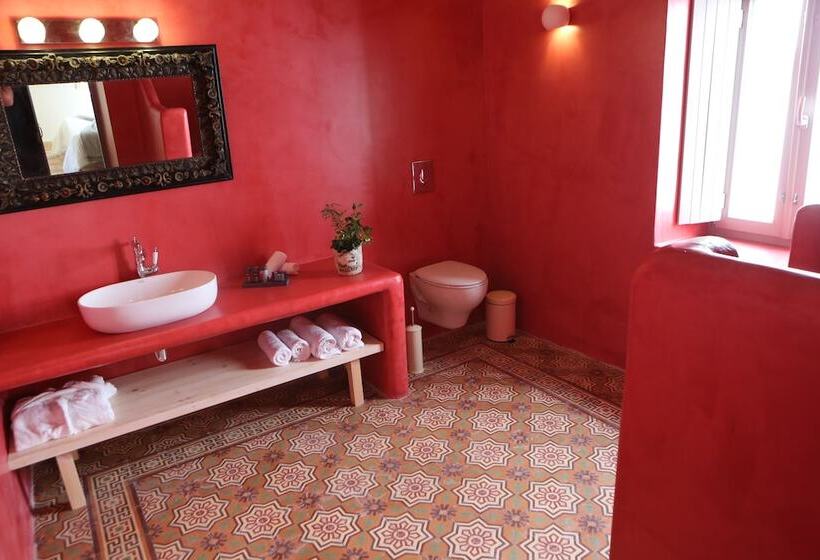 بنسيون Nomikos Mansion