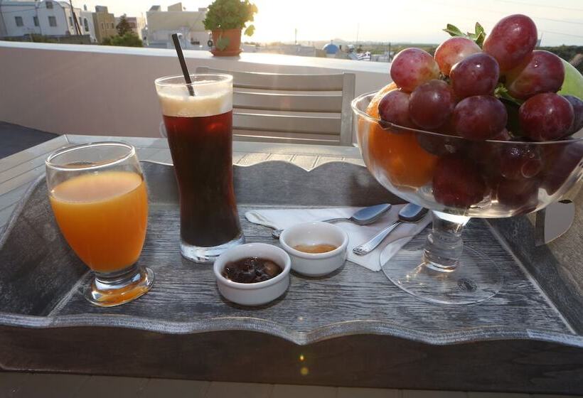 بنسيون Nomikos Mansion