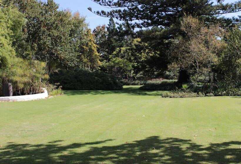 膳宿费 Vredenburg Manor House