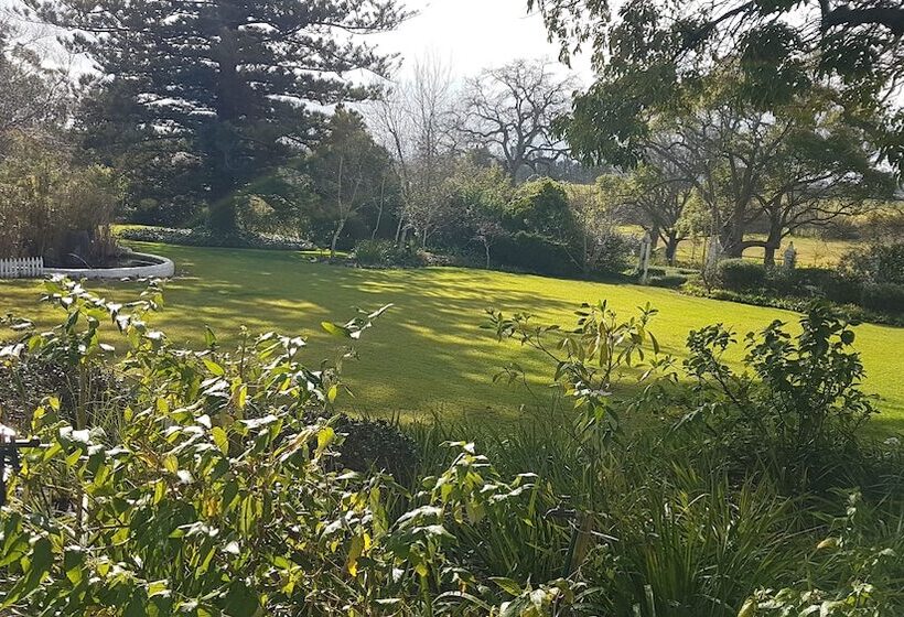 膳宿费 Vredenburg Manor House