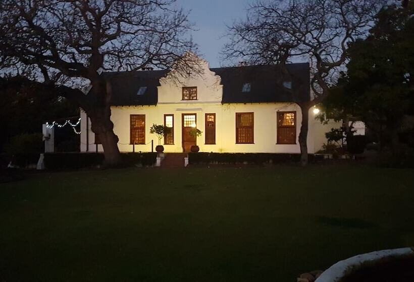 膳宿费 Vredenburg Manor House