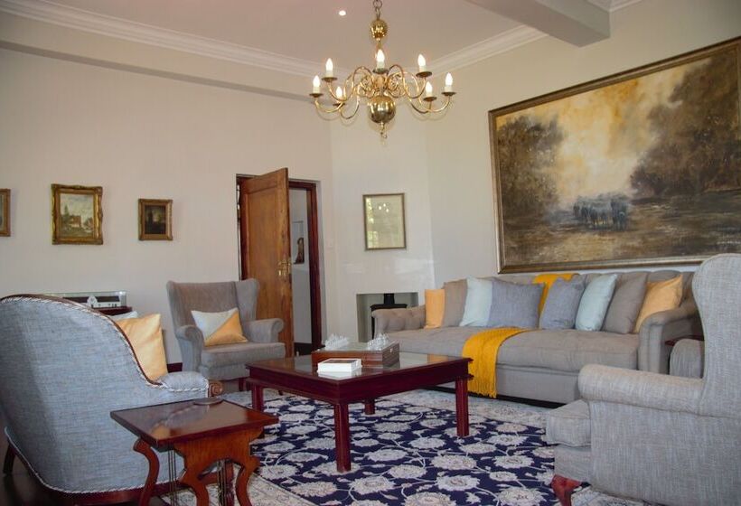 膳宿费 Vredenburg Manor House