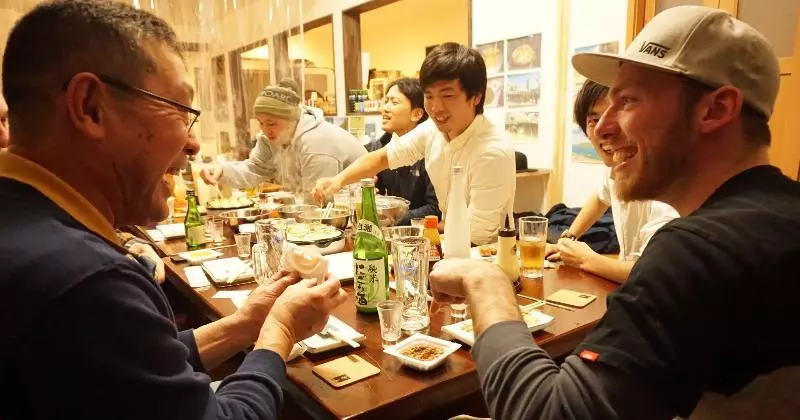 Retkeilymaja Sansan Cafe And Bar & Backpackers