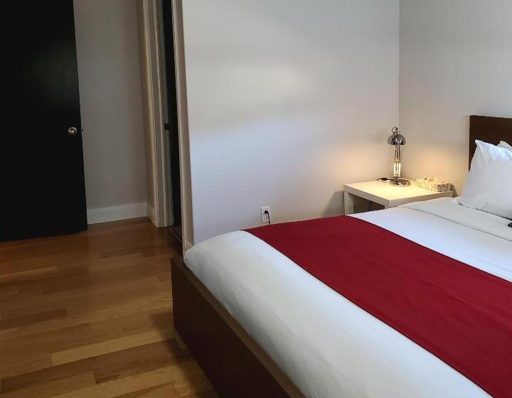 Fogadó Cribs On The Hill