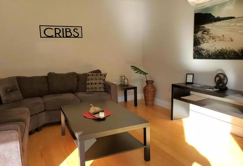 Hostelli Cribs On The Hill