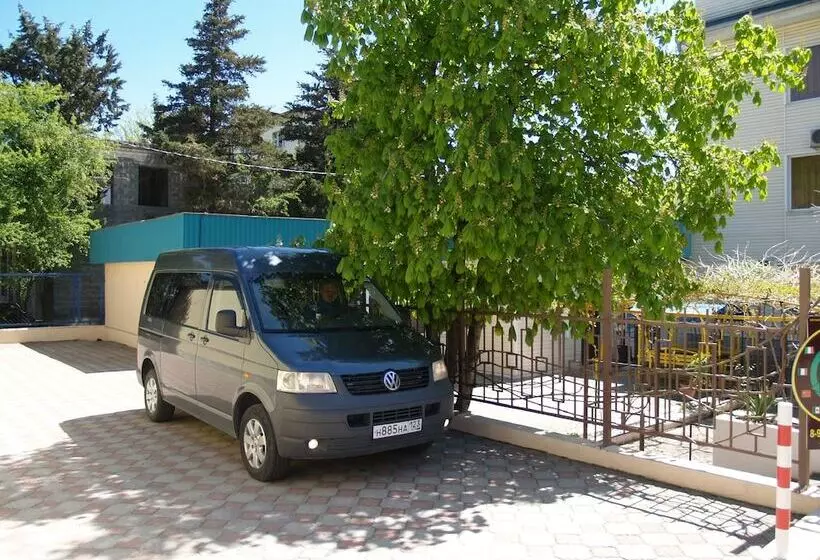 هتل Albatros