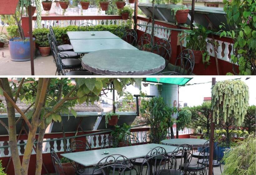 هتل Kathmandu Peace Guest House
