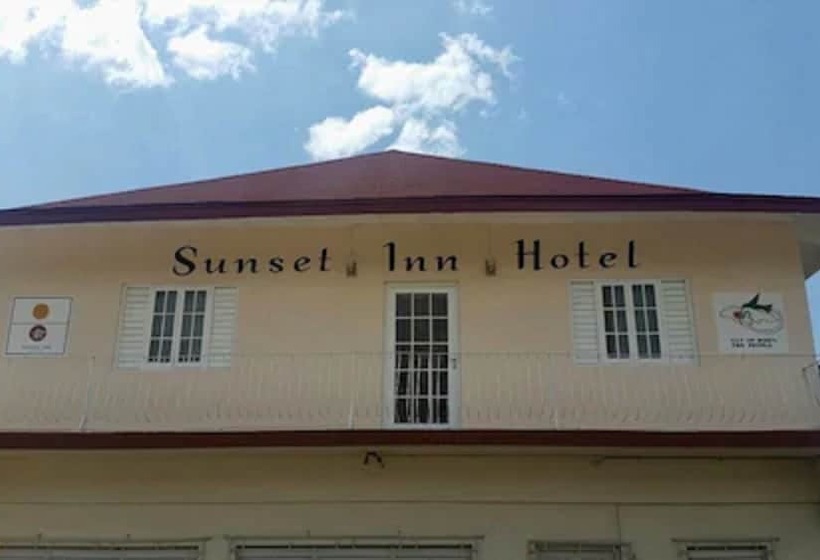 هتل Sunset Inn