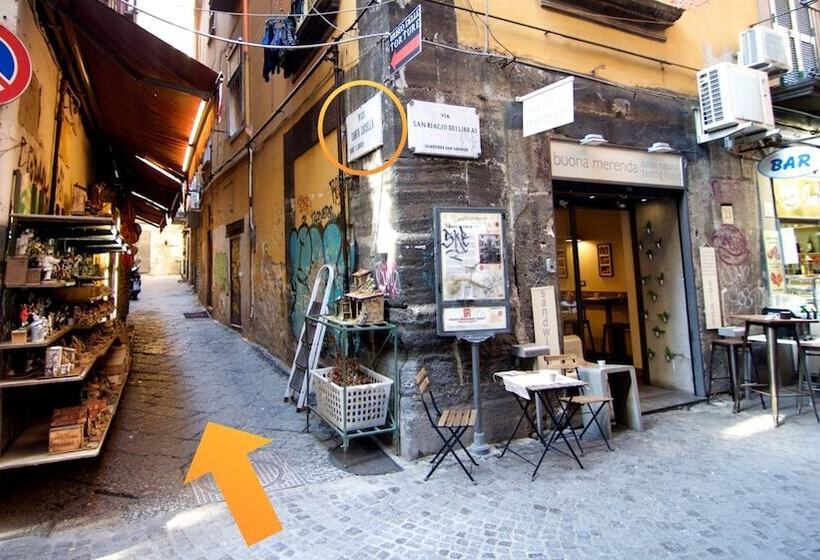 پانسیون La Strada Parlata