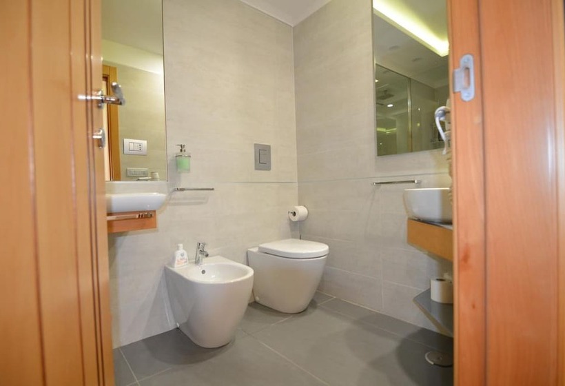 پانسیون La Strada Parlata