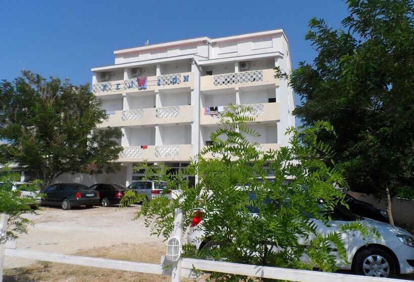 پانسیون Rooms And Apartments Galeb