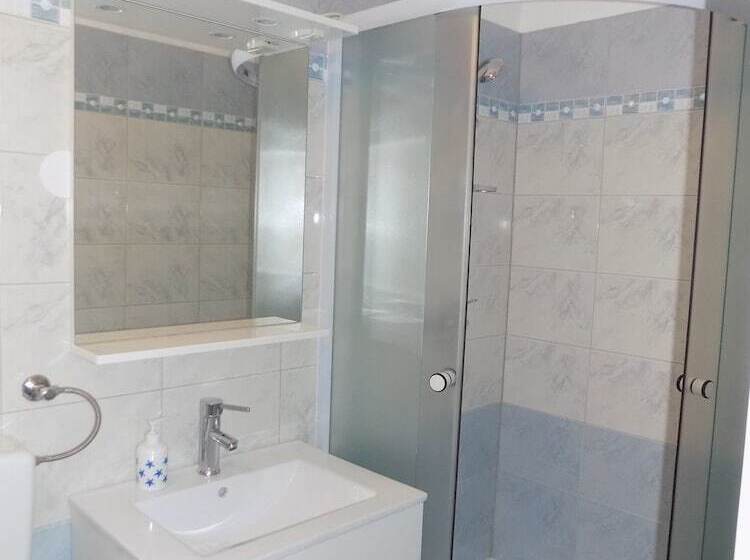 پانسیون Rooms And Apartments Galeb