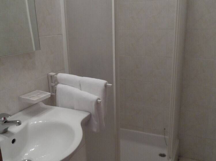 پانسیون Rooms And Apartments Galeb