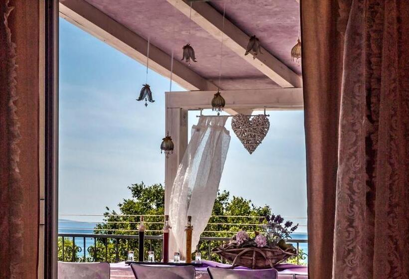 بنسيون Villa Ria