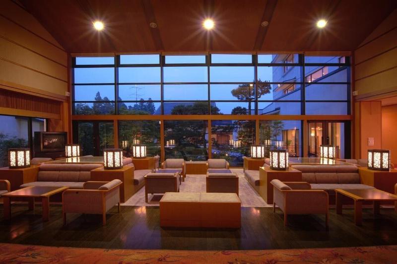 旅館 Sansatei Genbukan