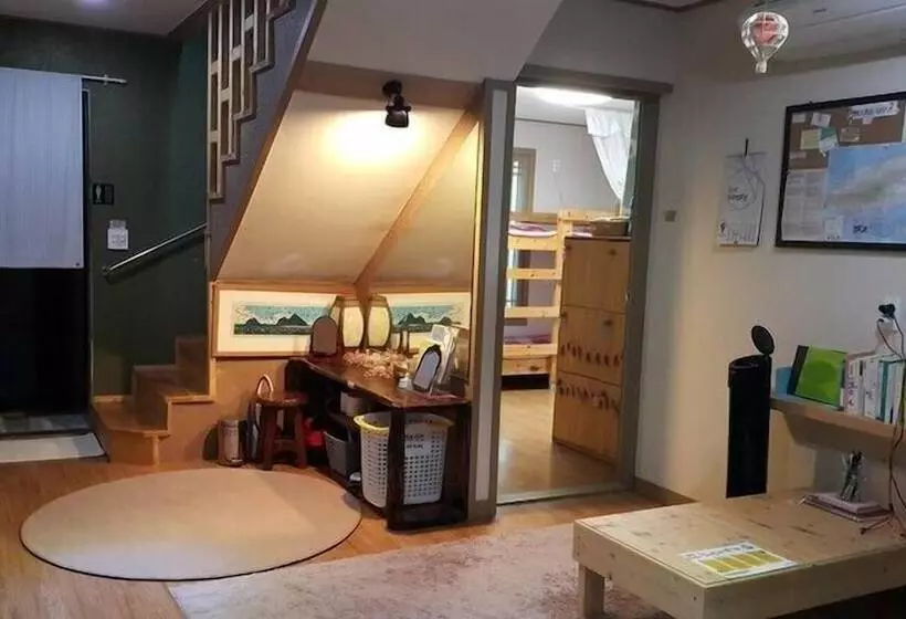 Bdgr Bnb   Hostel