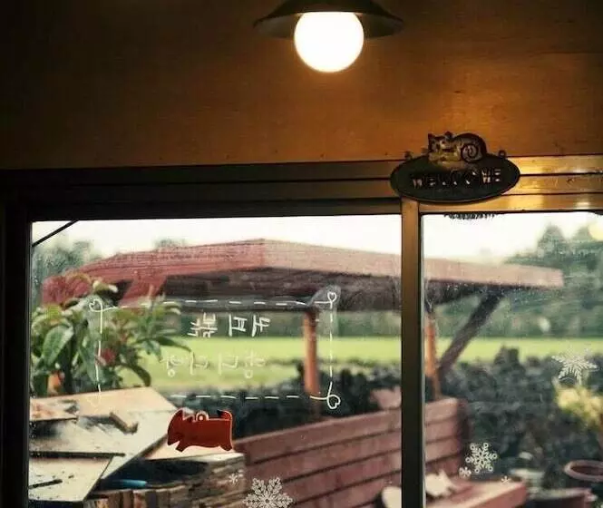 Bdgr Bnb   Hostel