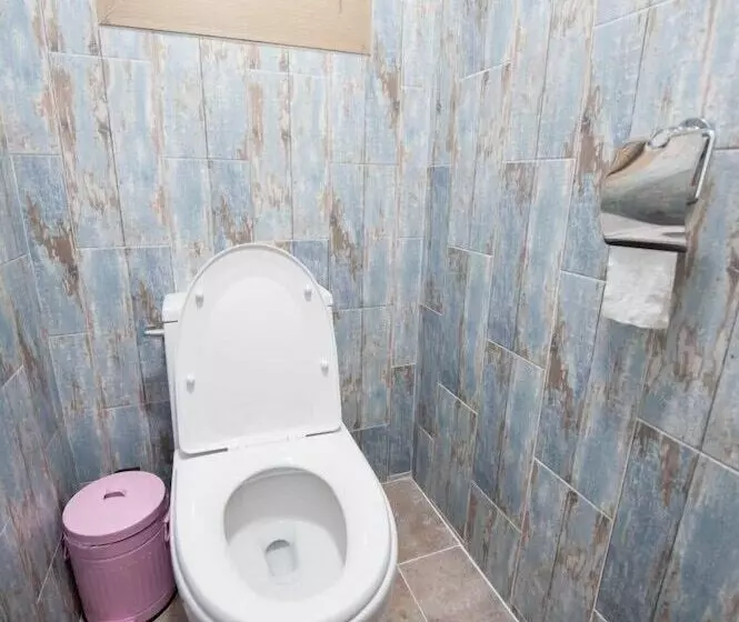 Bdgr Bnb   Hostel