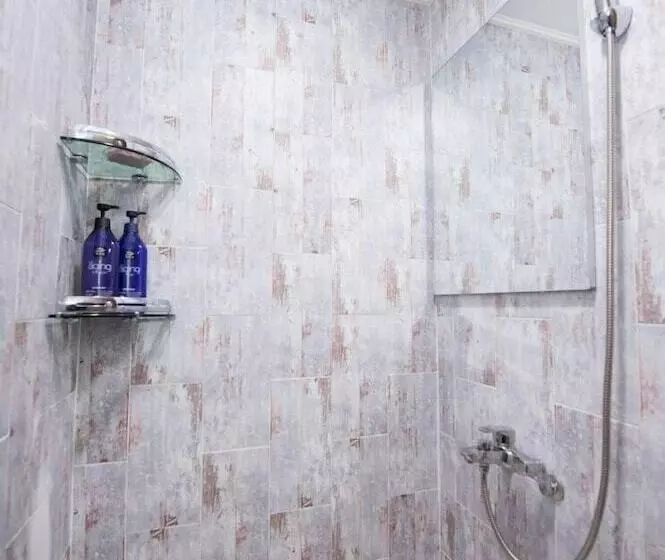 Bdgr Bnb   Hostel