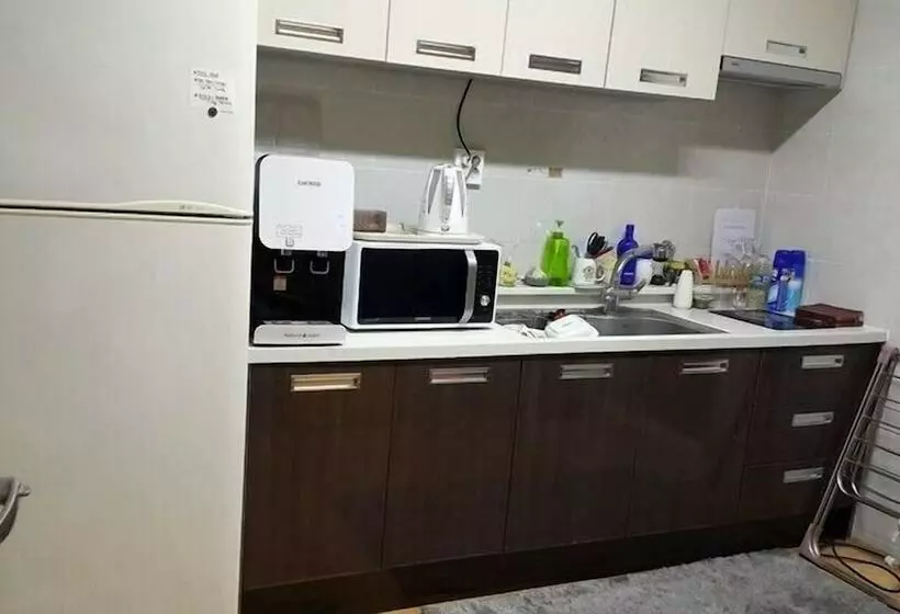 Bdgr Bnb   Hostel